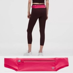 🆕️ Lululemon Fast and Free Running Belt in Raspberry Coulis - L/XL